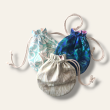 Load image into Gallery viewer, Drawstring Gift Bag Set