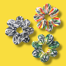 Load image into Gallery viewer, Flower Scrunchie Sets