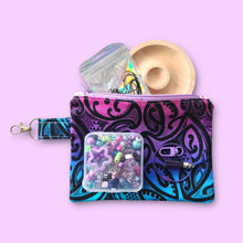 Load image into Gallery viewer, Zipper Pouch &amp; Personalised Bead Kit
