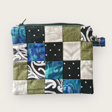 Load image into Gallery viewer, Patchwork Zipper Pouches
